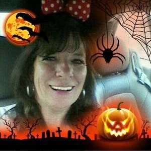 Meet your Posher, Lisa marie