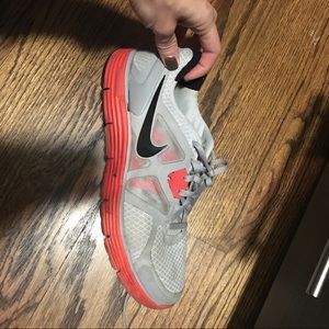 Nike tennis shoes