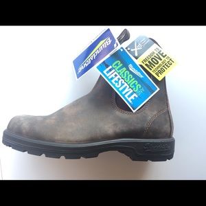 BRAND NEW: Blundstone Rustic Brown Boots