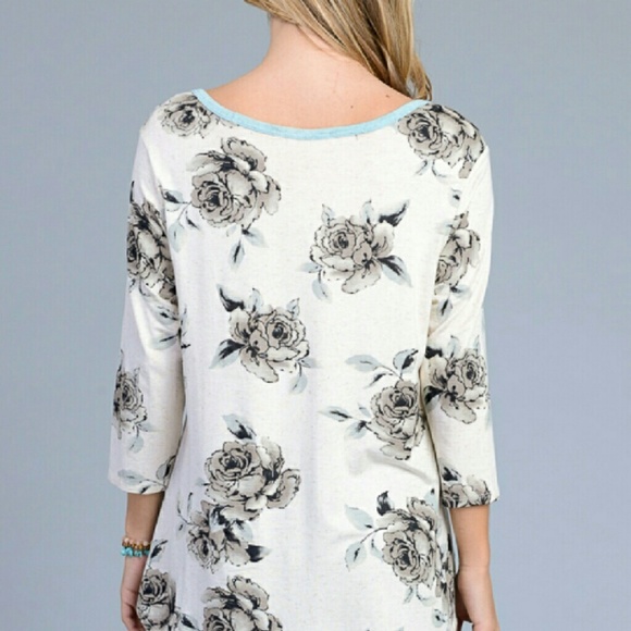 Floral Tunic Top - Picture 4 of 8
