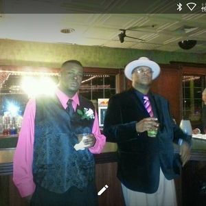 Meet your Posher, Larry