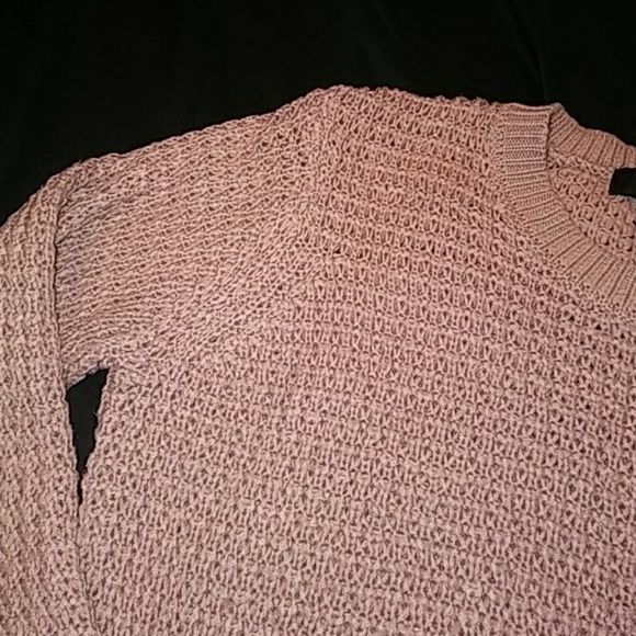 Forever21 Sweater - Picture 3 of 6