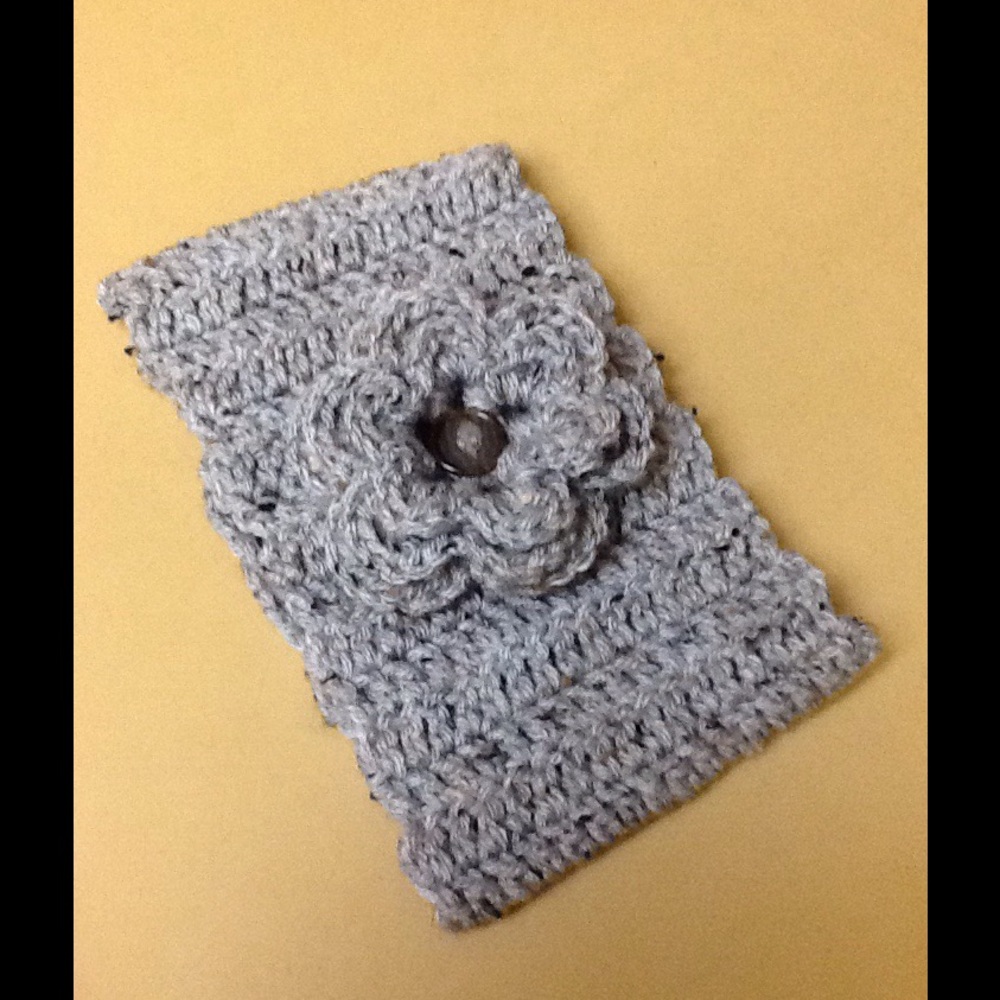 Crocheted Headband, NWOT