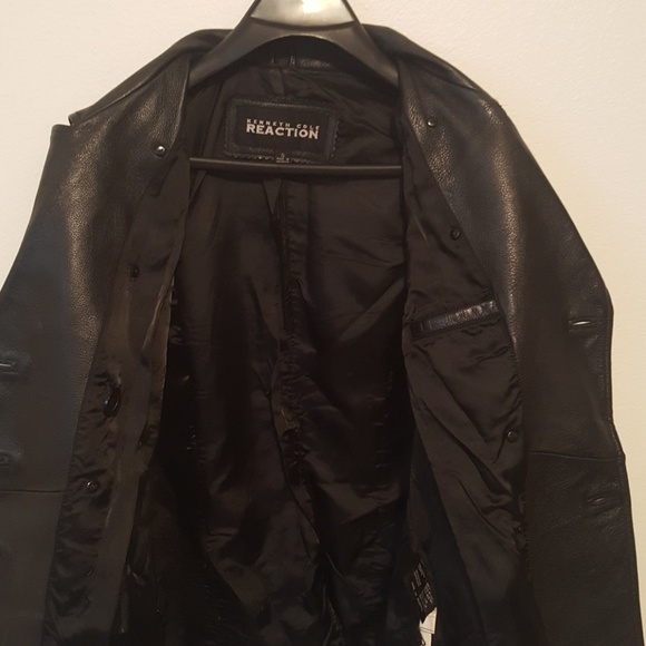 Jacket - Picture 2 of 5