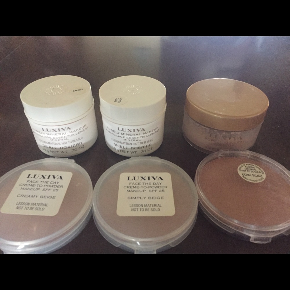 Merle Norman Foundations bundle of 6