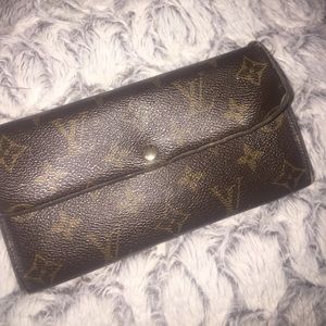 Authentic Louis Vuitton wallet