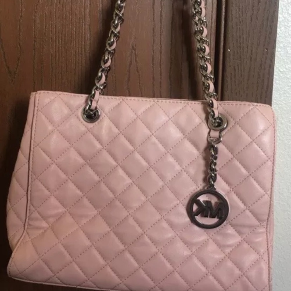 Micheal Kors Susannah Quilted Bag