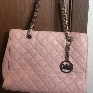 Micheal Kors Susannah Quilted Bag