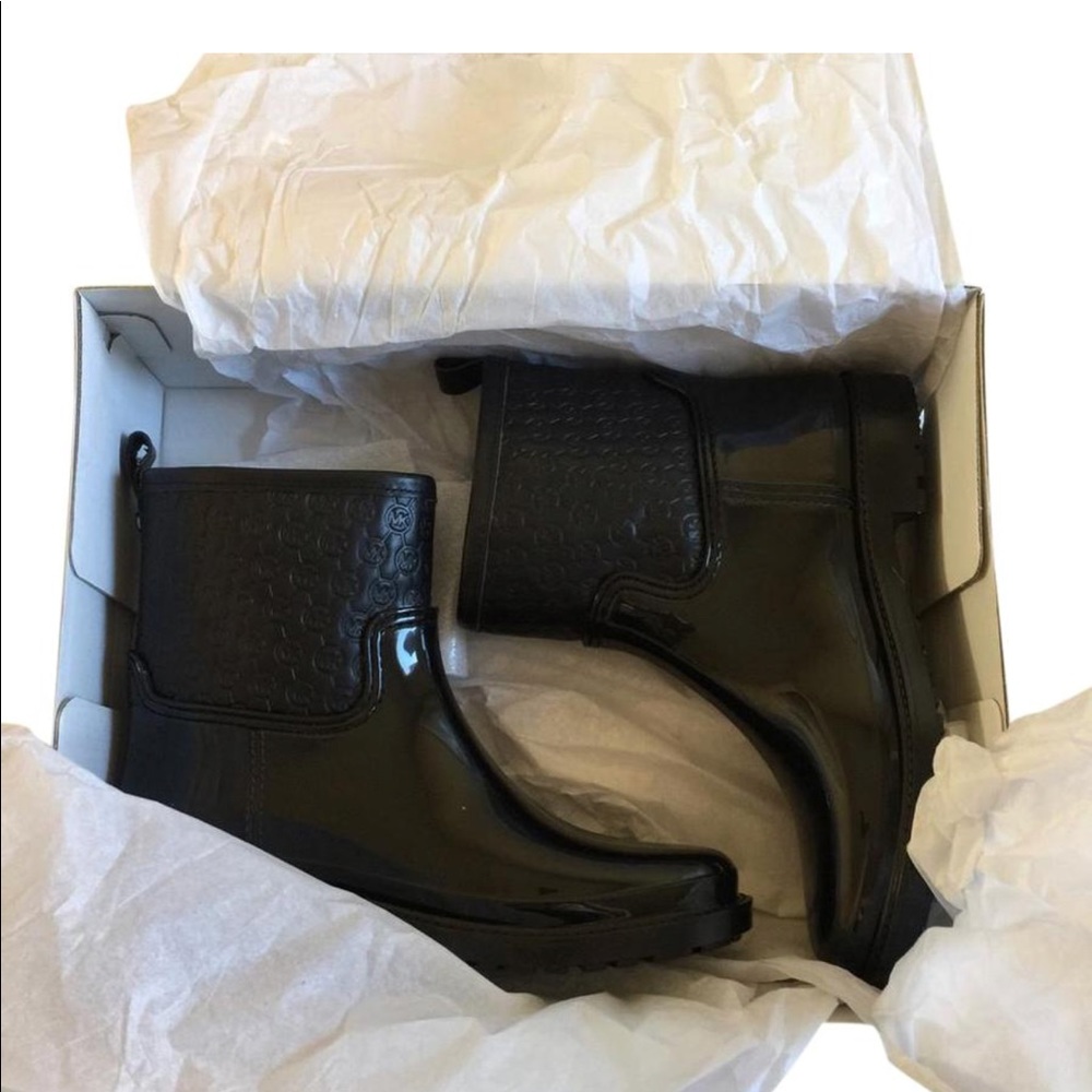 Authentic Michael kors Blakely Bootie