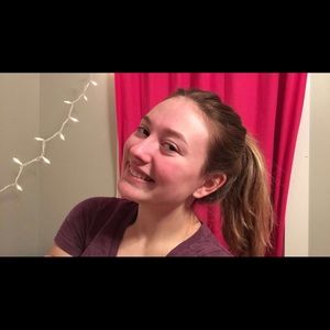 Meet your Posher, Katelyn