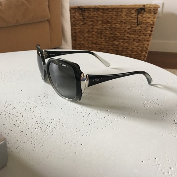 Sunglasses - Picture 2 of 4