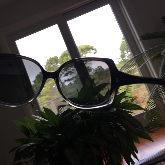 Sunglasses - Picture 4 of 4