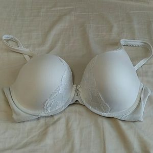 VS Body by Victoria Perfect Shape Bra