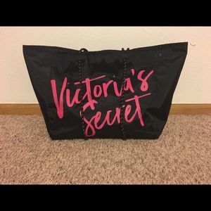 Victoria Secret 2017 Wicked Crush Tote