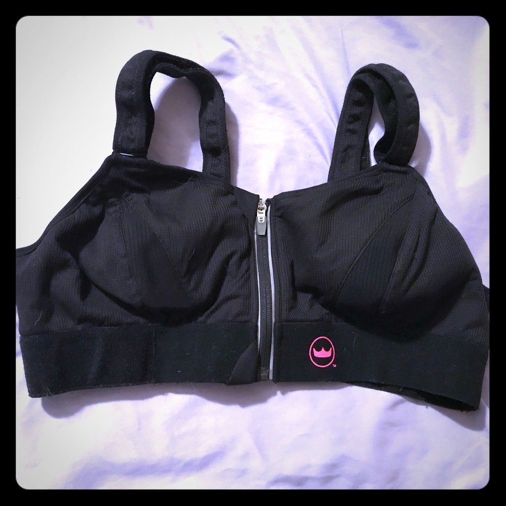 SheFit Adjustable Sports Bra