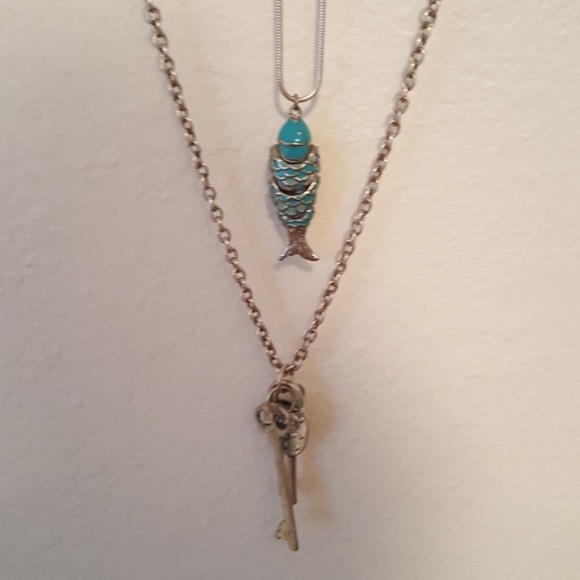 Necklace - Picture 2 of 2