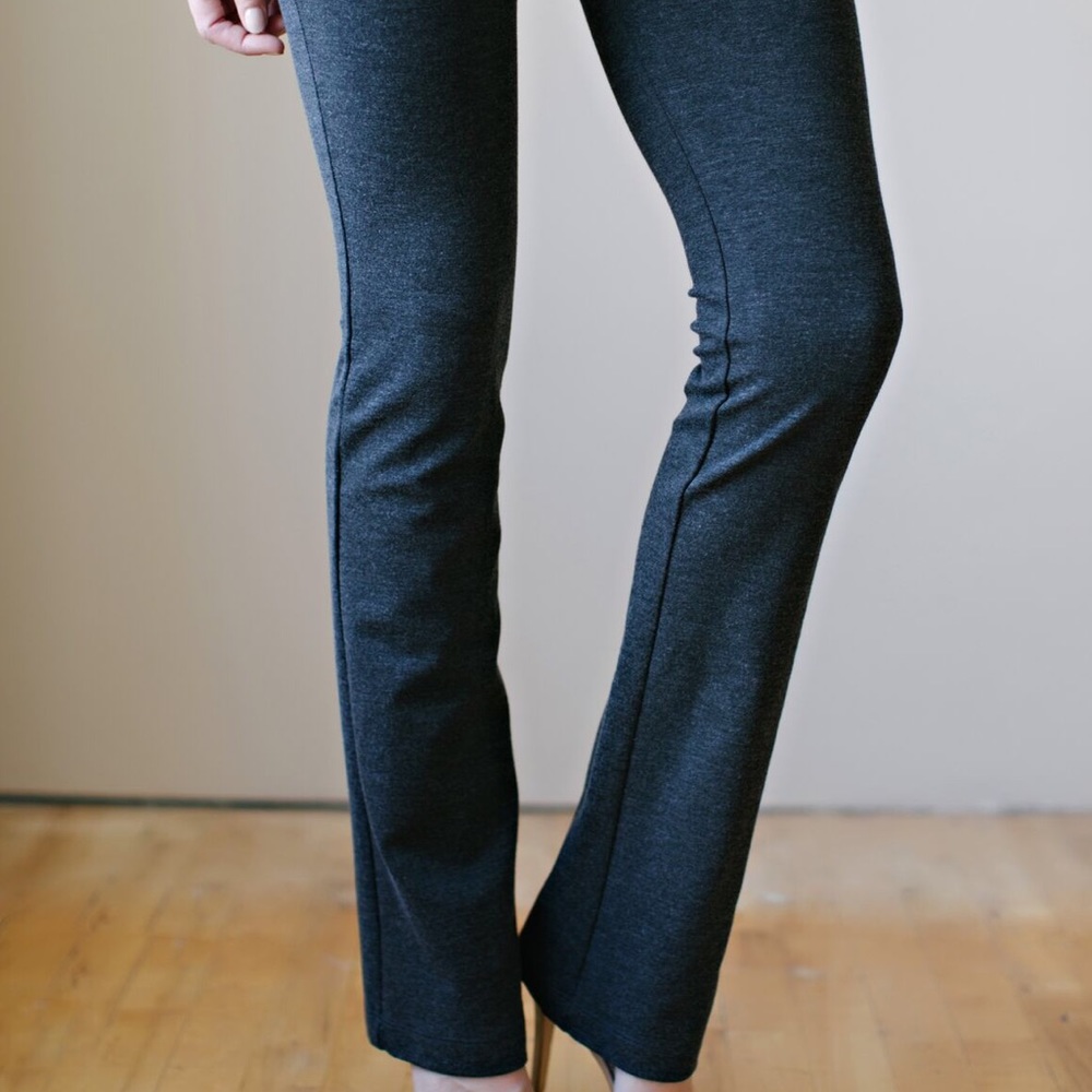 Kokoon Glam Gam gray leggings