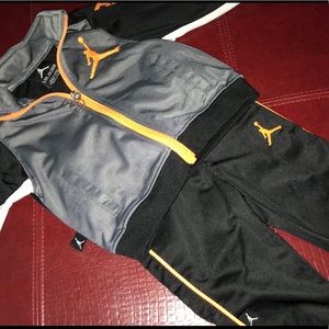 Air Jordan track suit 3-6M!!