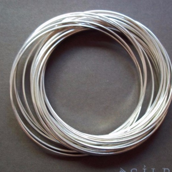 21 Bangle Salute (Silpada .925) - Picture 4 of 4