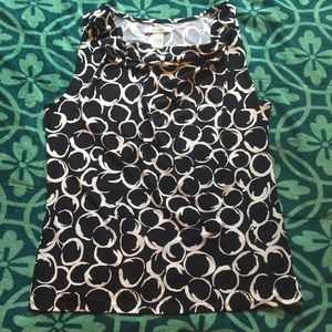 3 for $10 🍭Sleeveless blouse with draped neckline