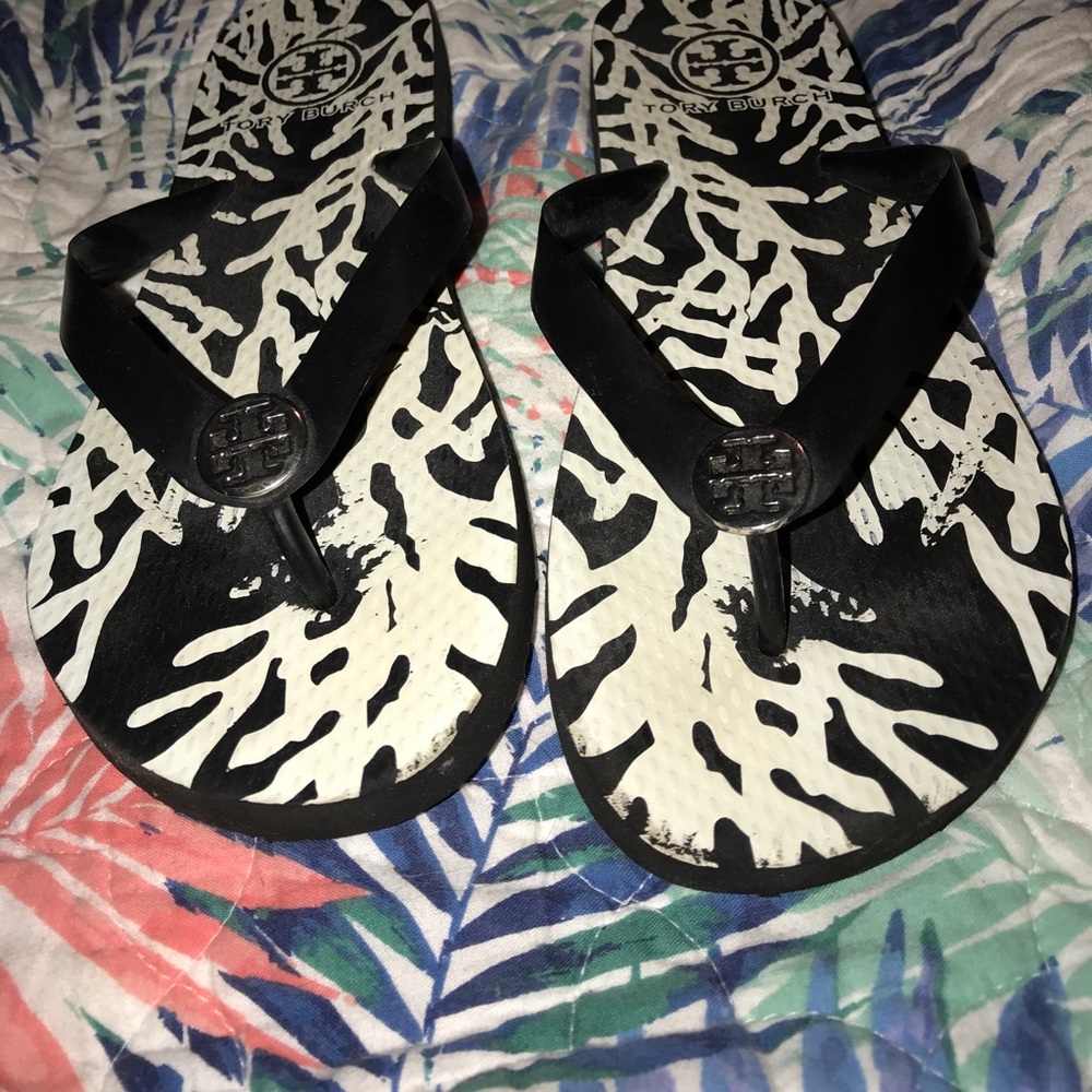 EUC Tory Burch flip flops