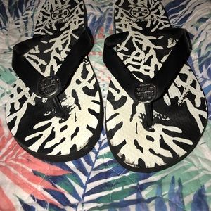 EUC Tory Burch flip flops