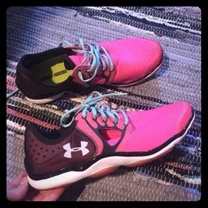 Under Armour FTHR Radiate Athletic Shoe Sz 9.5