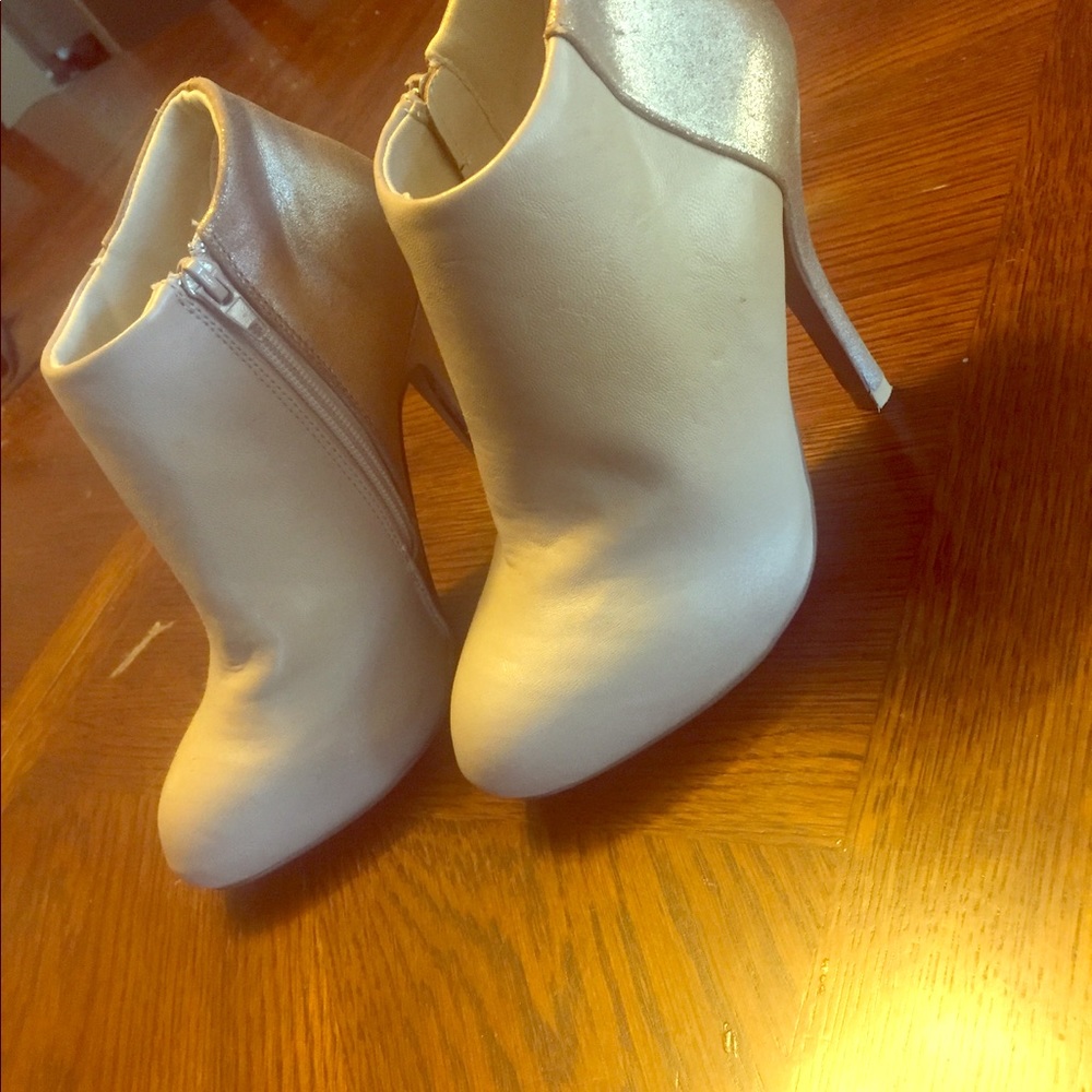Maurice's heels
