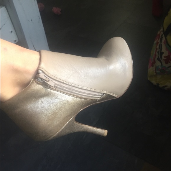 Maurice's heels - Picture 8 of 8