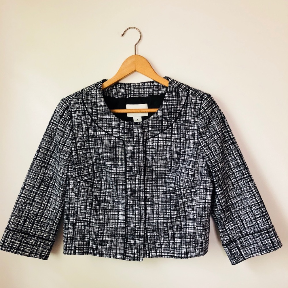 White House Black Market 3/4 sleeve Jacket
