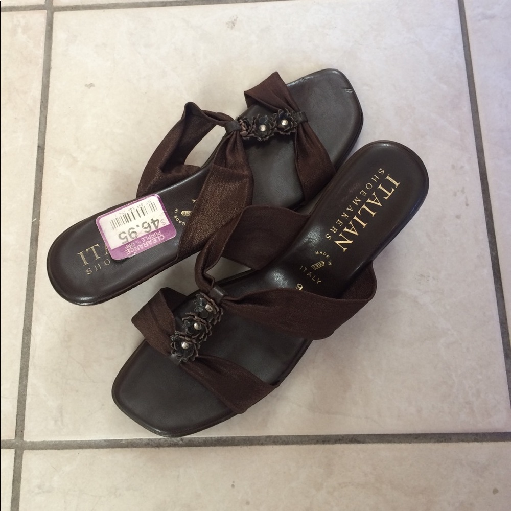Brown leather sandals