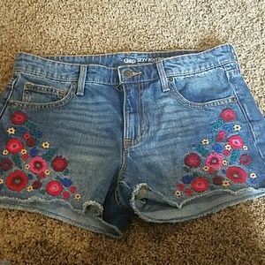 Gap womans shorts