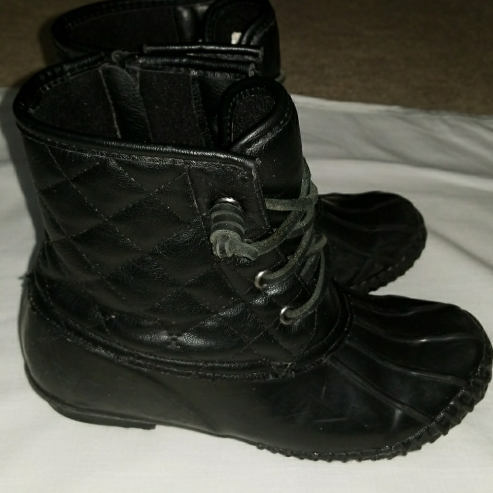Stevie's Girls Quilted Duck Boots
