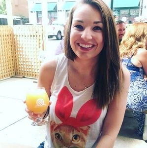 Meet your Posher, Devinne