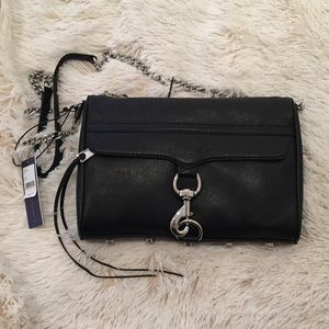 M.A.C Crossbody - Soft Black