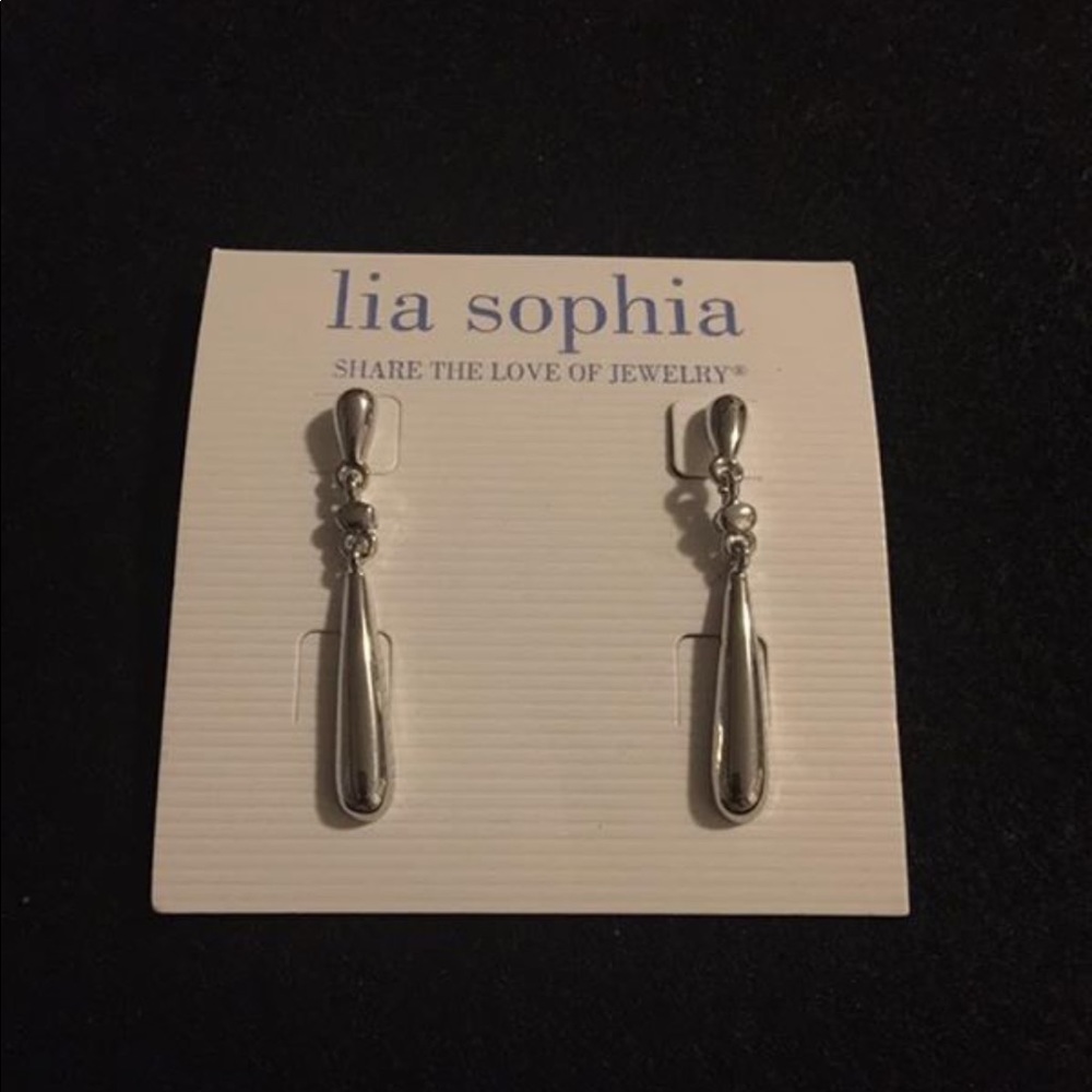 New Lia Sophia earrings