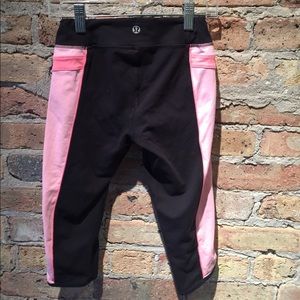 lululemon athletica Pants - Lululemon black and peach legging, sz 2, 55088 lululemon athletica Pants - Lululemon black and peach legging, sz 2, 55088