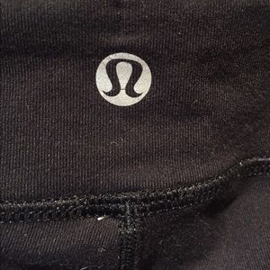 lululemon athletica Pants - Lululemon black and peach legging, sz 2, 55088 lululemon athletica Pants - Lululemon black and peach legging, sz 2, 55088