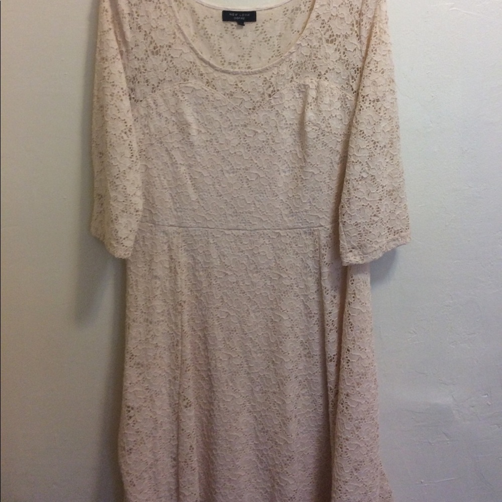 White 3/4 sleeve dress