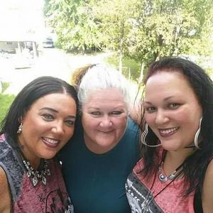 Meet your Posher, Debra