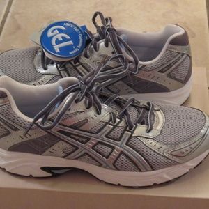 Women's Asics,Gel Strike 3