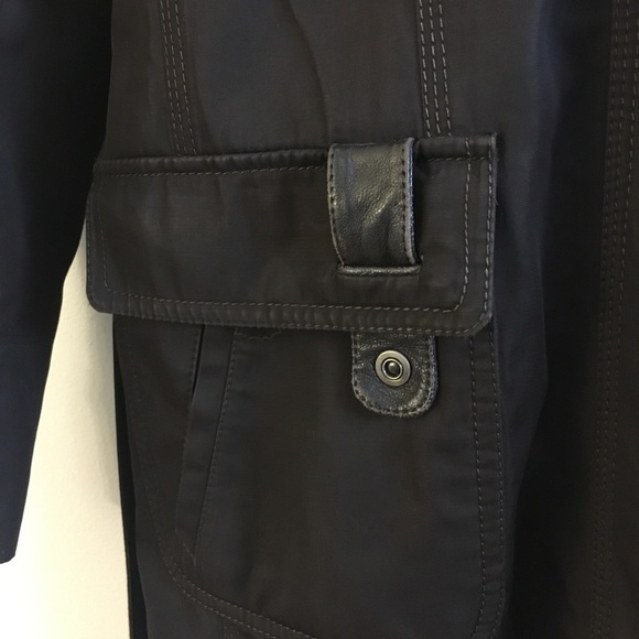 Coat - Picture 2 of 5