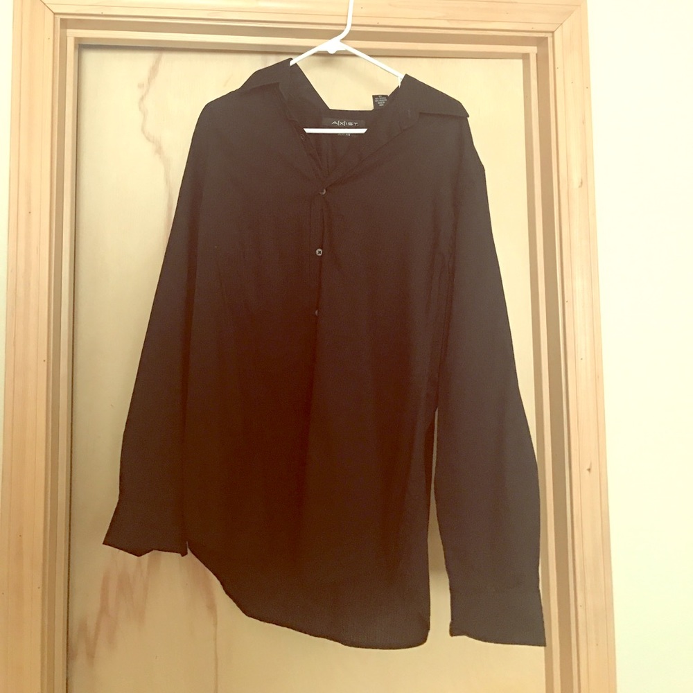 Men's black very nice, like new dress shirt!!