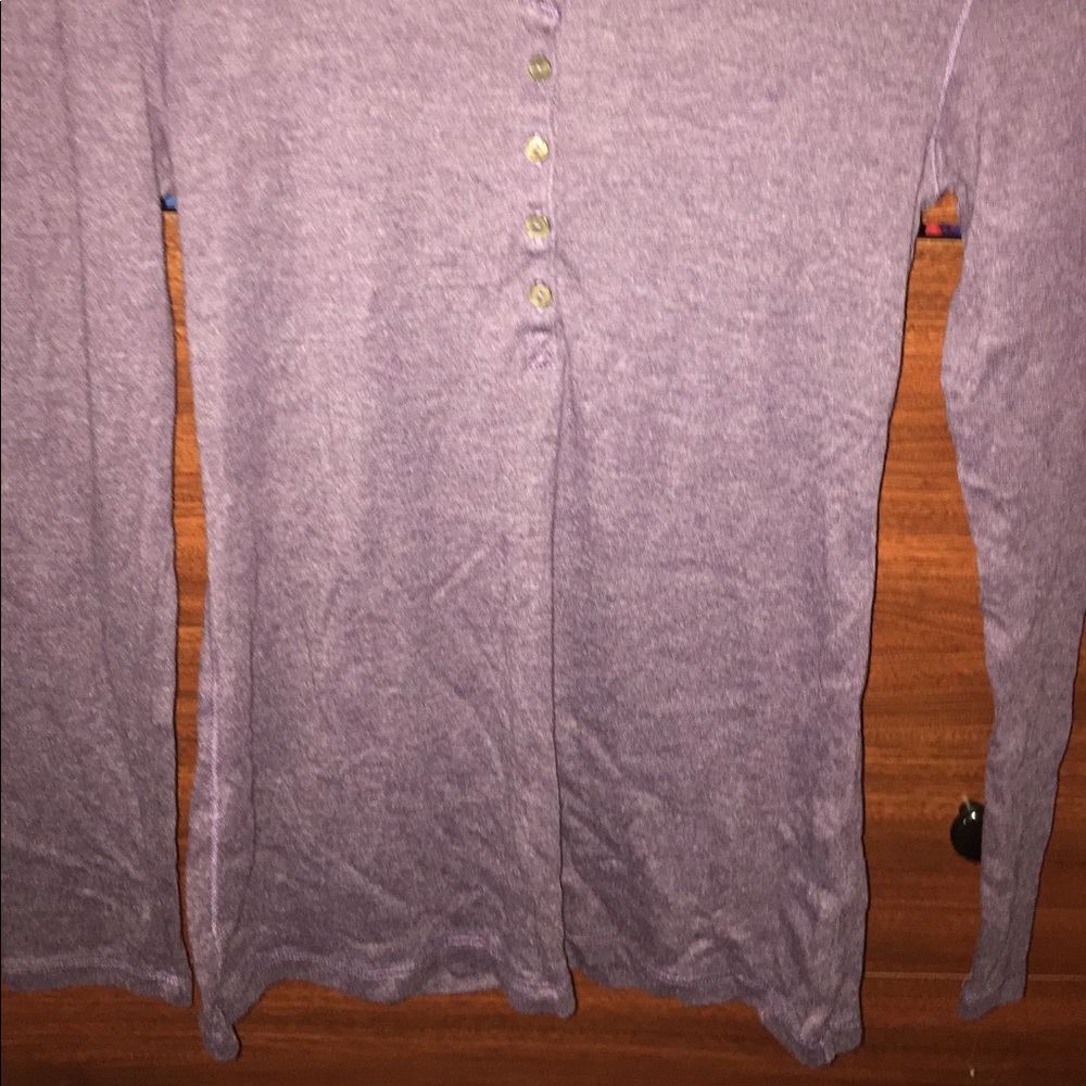 BUTTON TOP - Picture 2 of 4