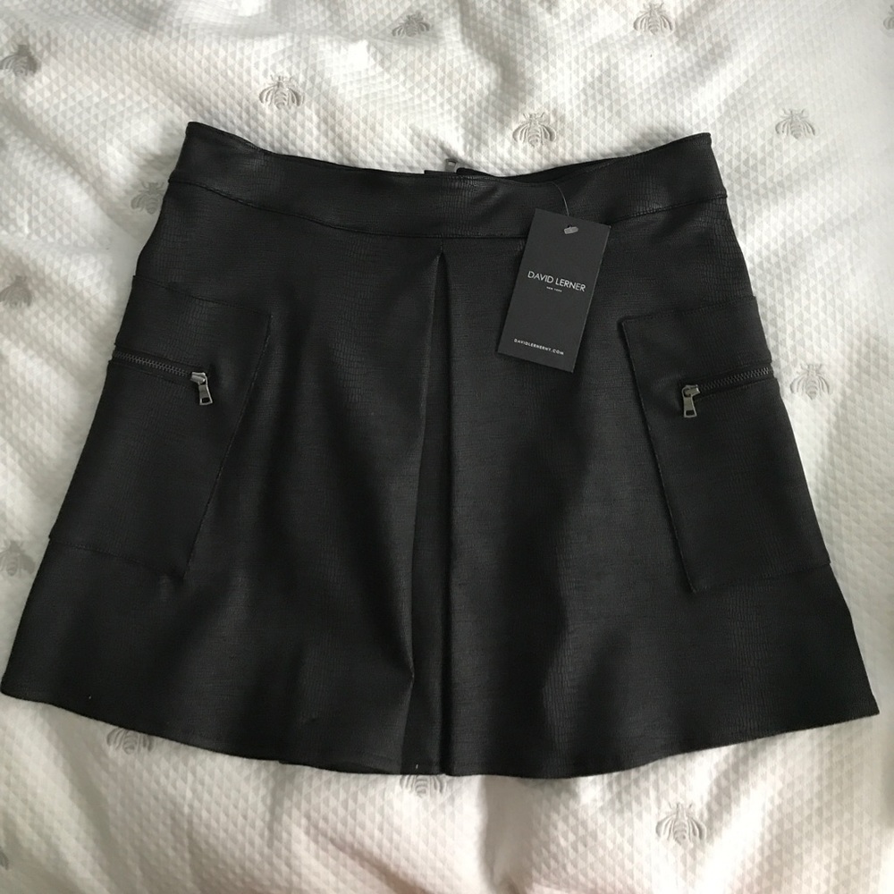 NWT David Lerner Black Pleated Mini Skirt