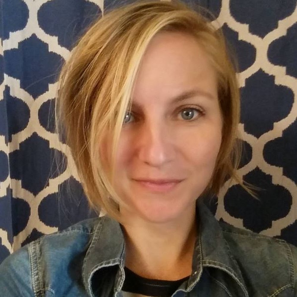 Meet your Posher, Courtney