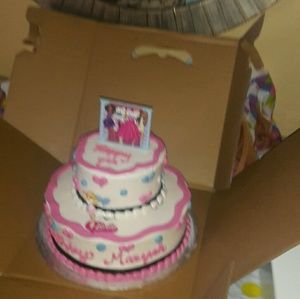 Meet your Posher, Trudy