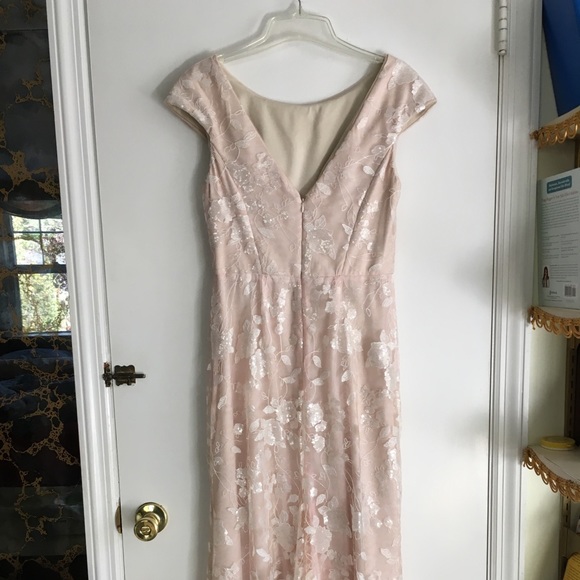 Vera Wang Blush Pink Floral Gown - Picture 2 of 5