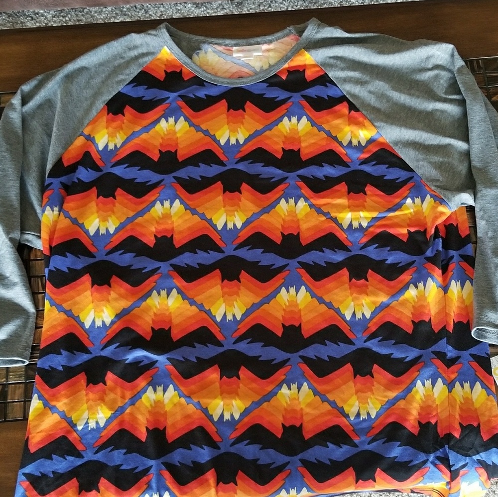 LuLaRoe Randy Tee
