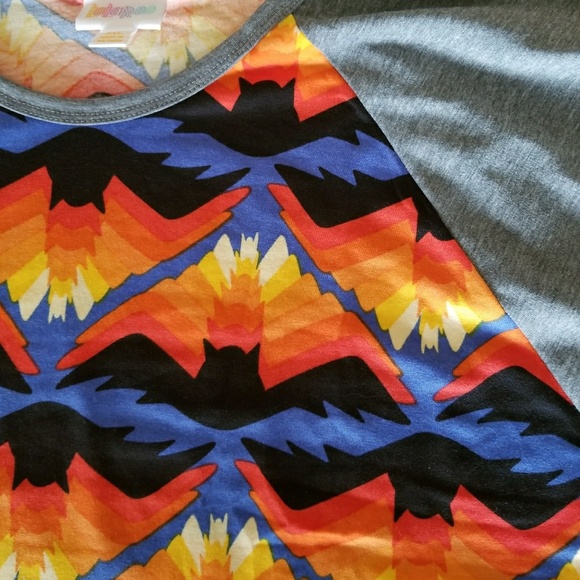 LuLaRoe Randy Tee - Picture 2 of 4